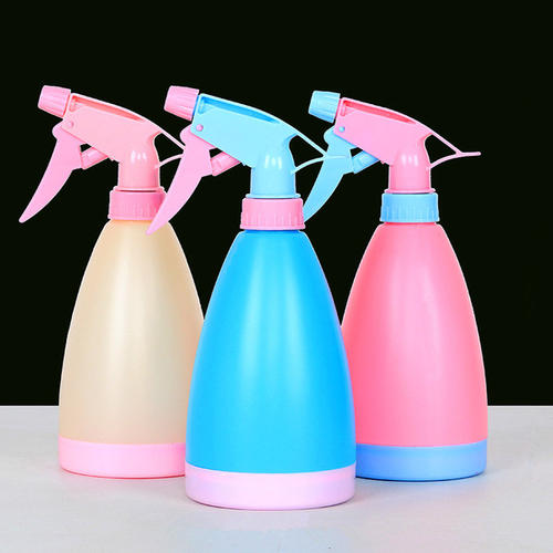 塑料瓶中的高密度聚乙烯